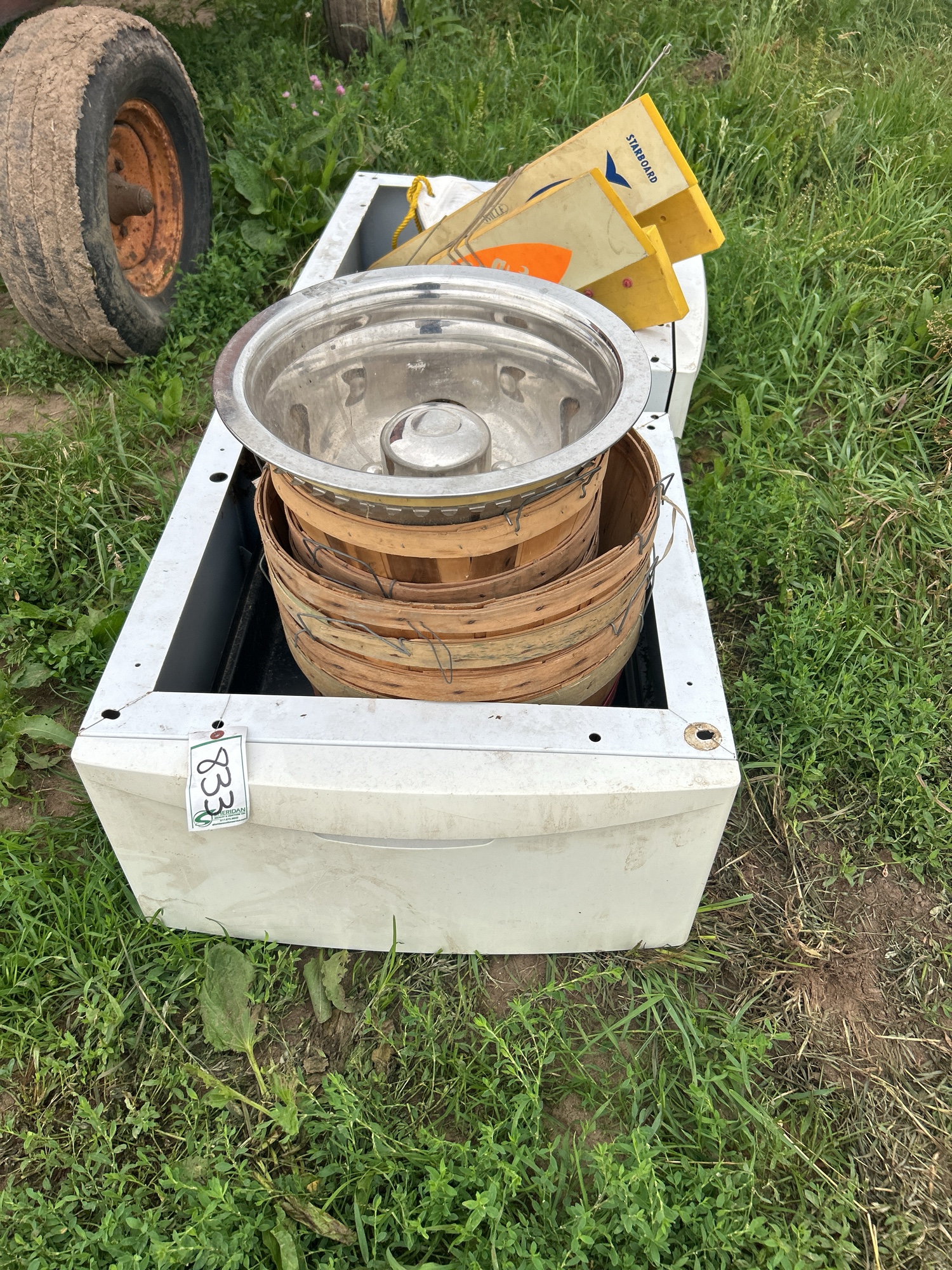 Lot image 1