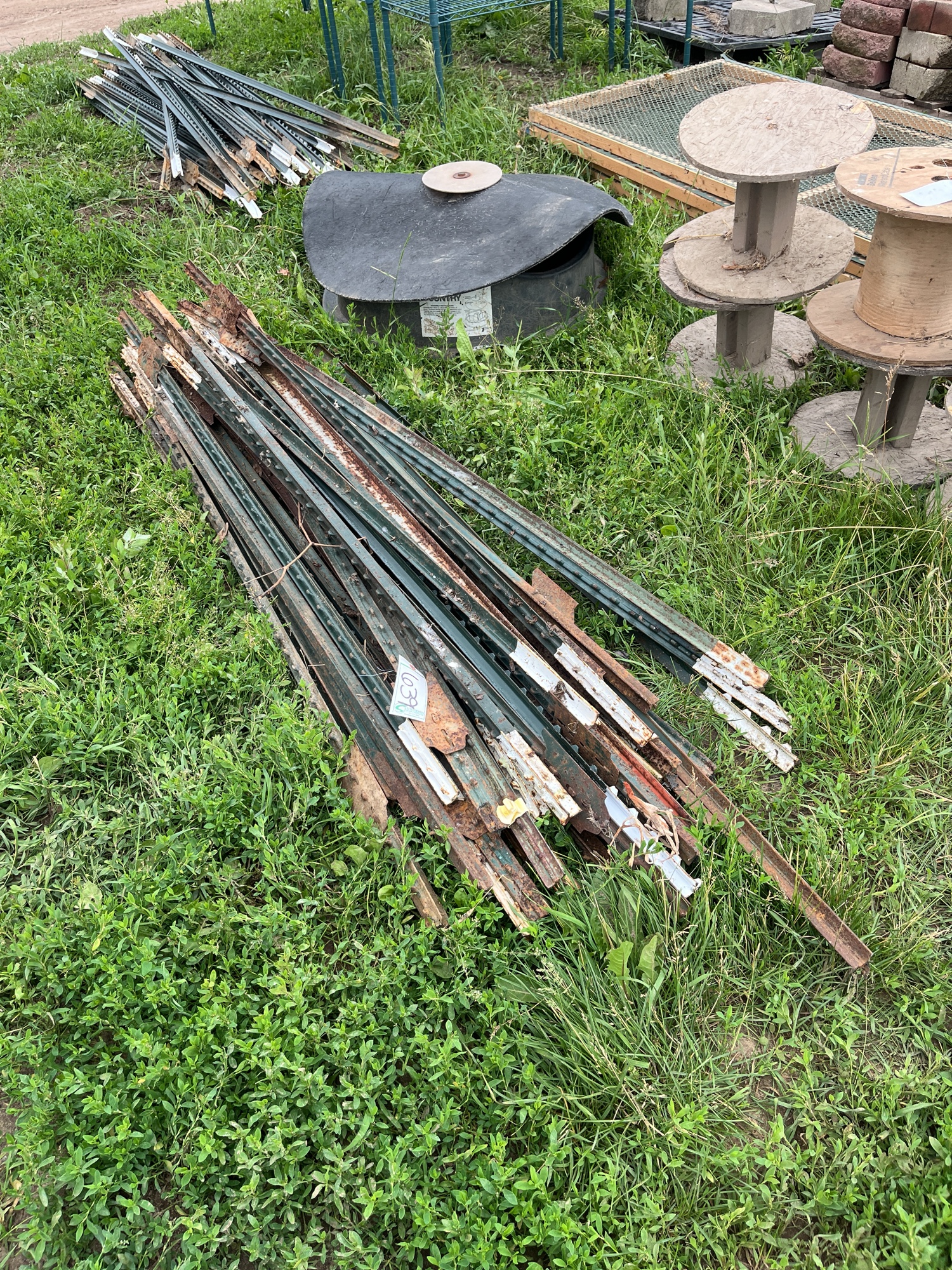 Lot image 2