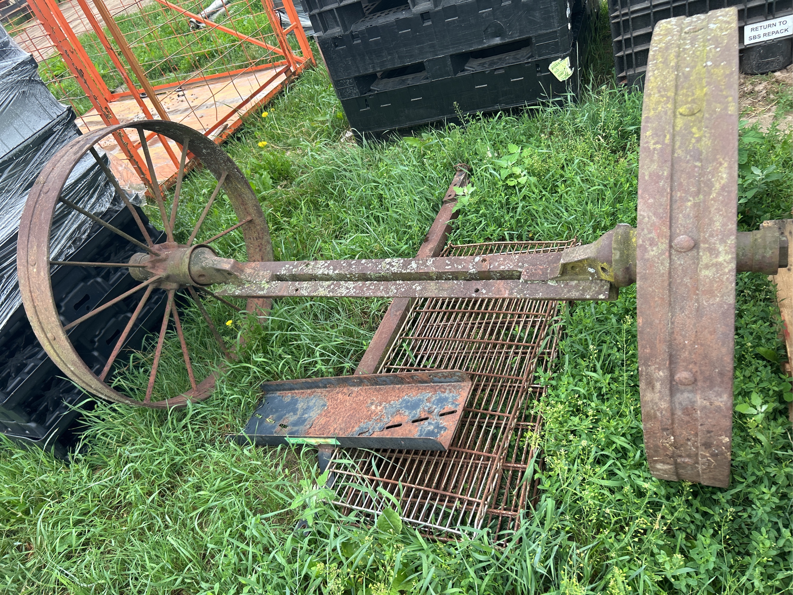 Lot image 3