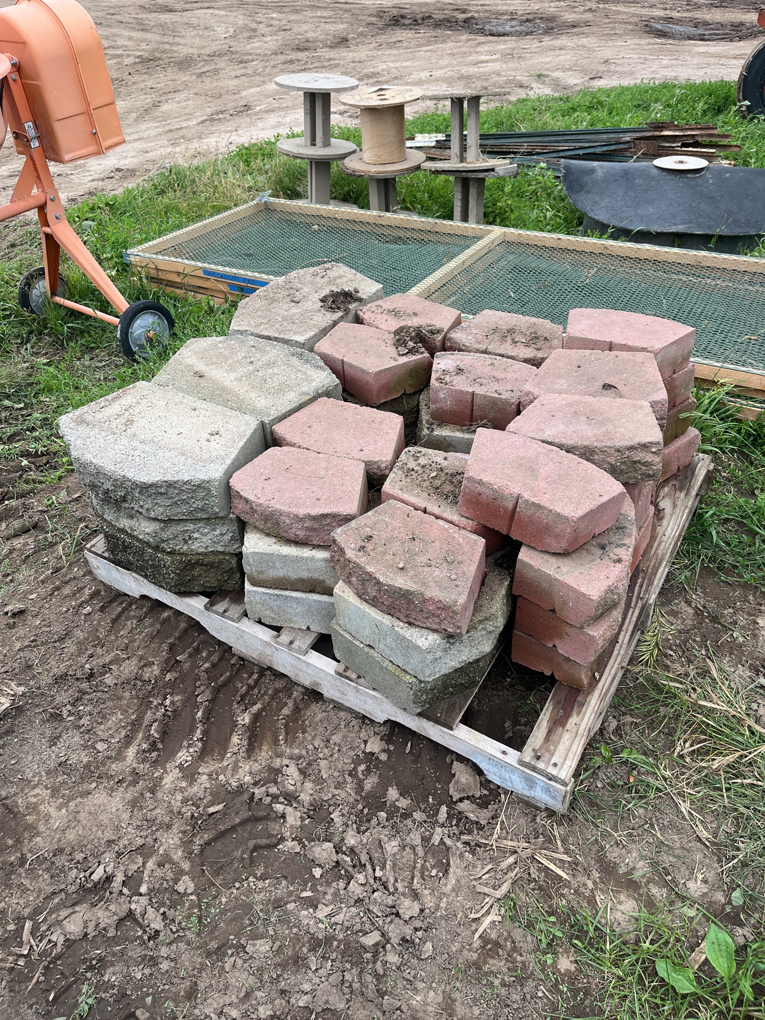 Lot image 1