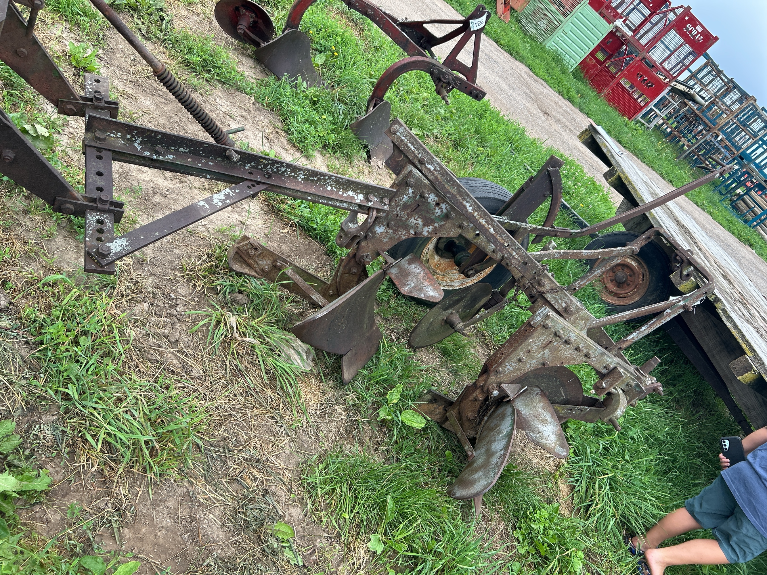 Lot image 1