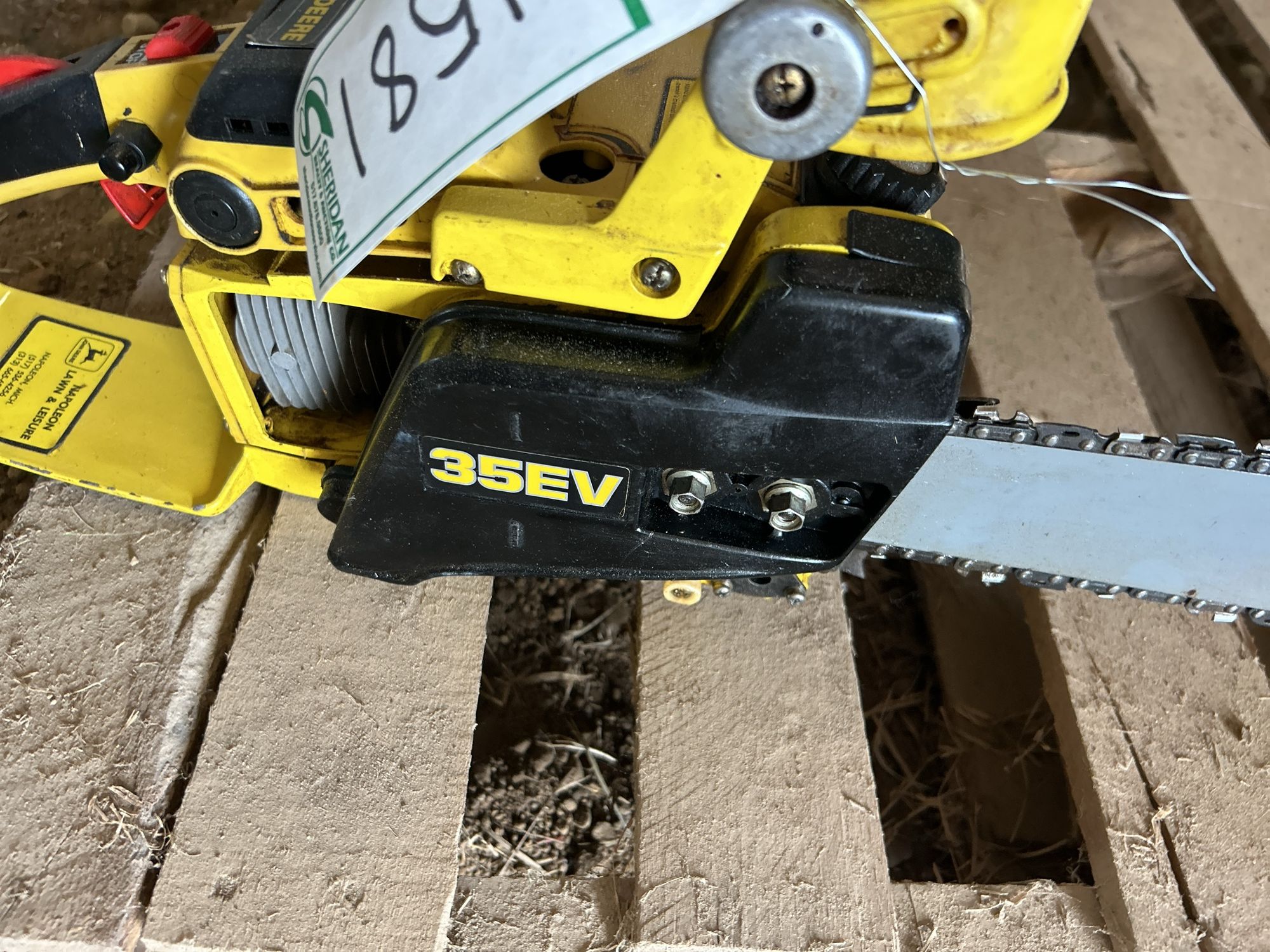 Lot image 3