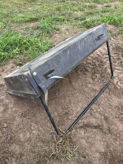 Dump bed that came off of a golf cart, row:9 image