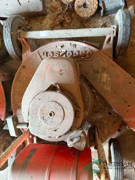 Vintage push mower unknown if works