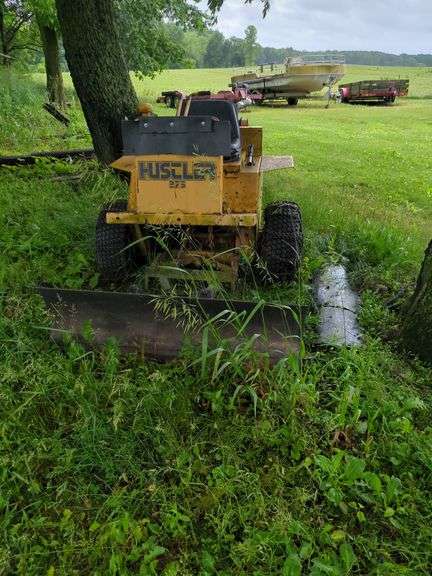 Hustler zero turn mower with blade; running status unknown
