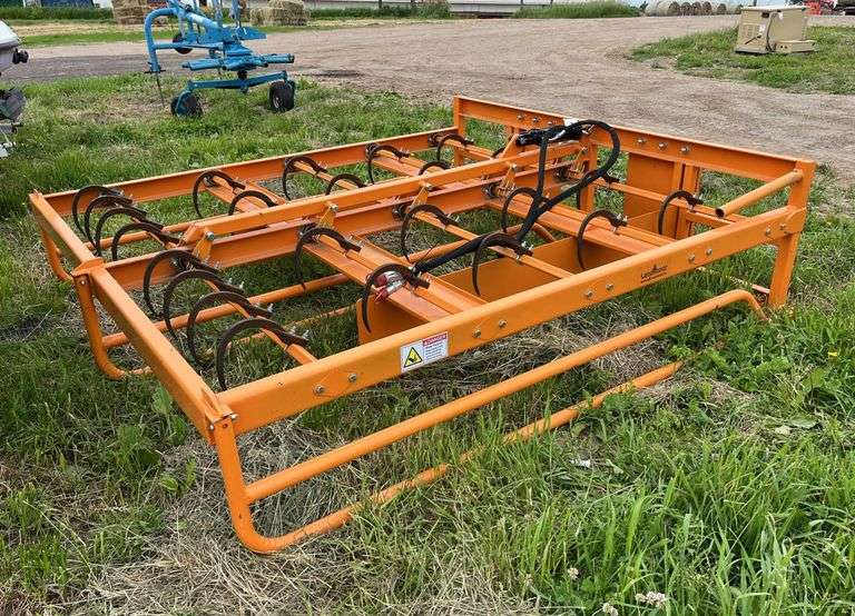 Land Honor Accumulator Grappler 10 bale, row:2