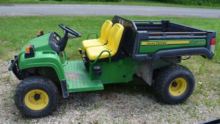 John Deere TX 4X2 Gator