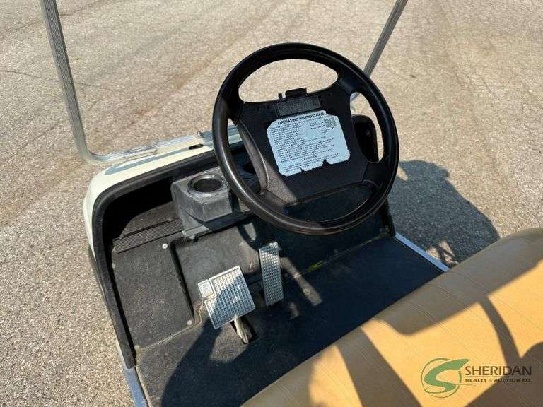 Yamaha gas golf cart