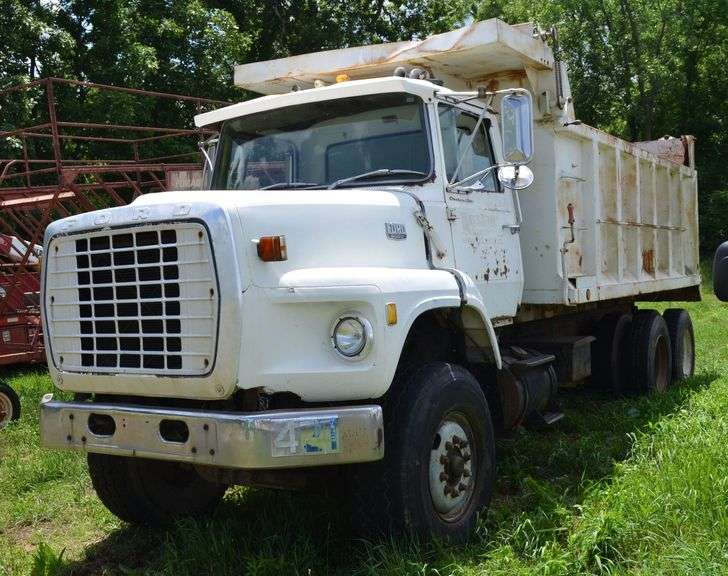 1979 FORD 8000 Dump Truck