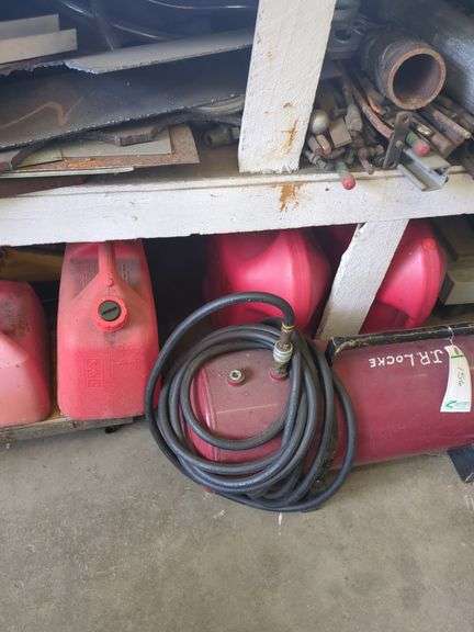 Gas cans