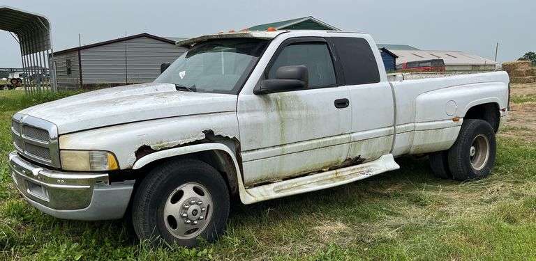 1998 Dodge 3500 Dually Diesel Pick Up, K, row:1
