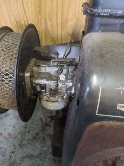 Gas engine
