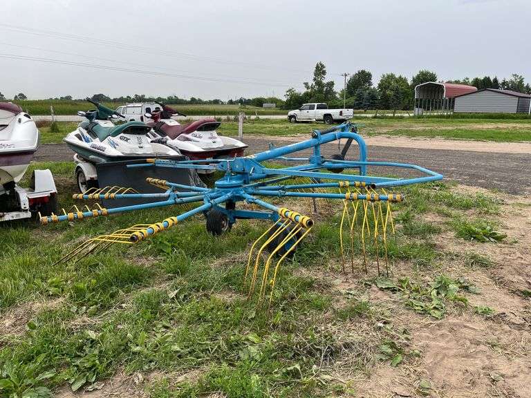 Ranch Rite 3 pt. Rotary Hay Rake, row:2