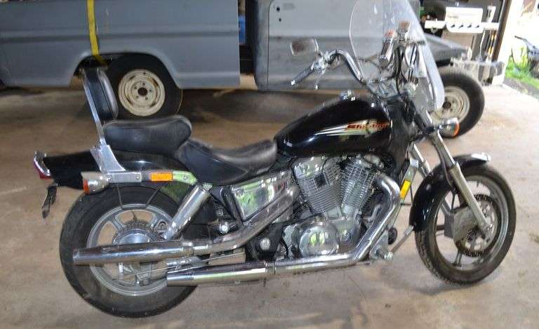 1998 HONDA VT1100C Shadow Spirit 1100