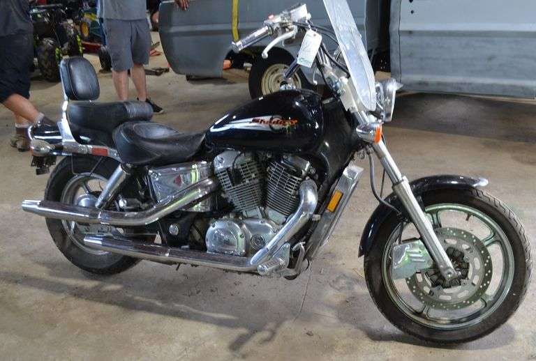 1998 HONDA VT1100C Shadow Spirit 1100