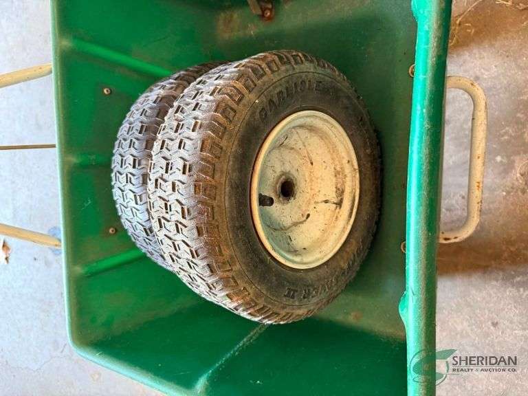 2 push broadcast spreaders