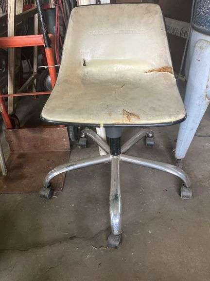 Galvanized carry alls and chair