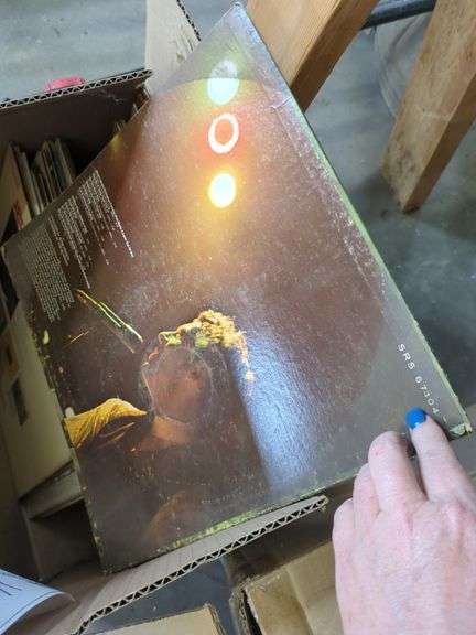 Box of misc records shelf supports and sweeper