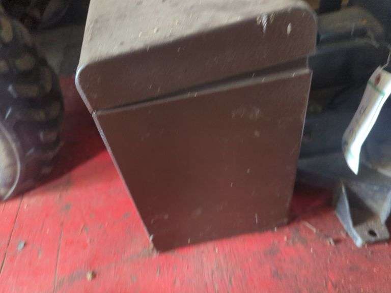 Metal Tool Box