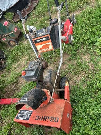 Yardman Tecumseh 3 1/2 horse 20" snow blower, row:8 image