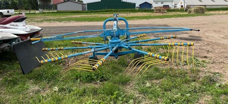 Ranch Rite 3 pt. Rotary Hay Rake, row:2