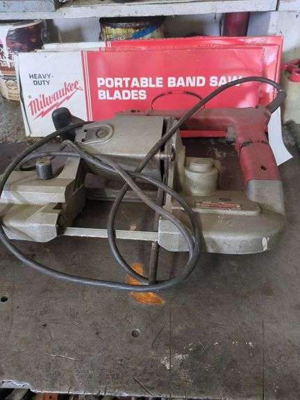 Milwaukee Electric portable band saw
