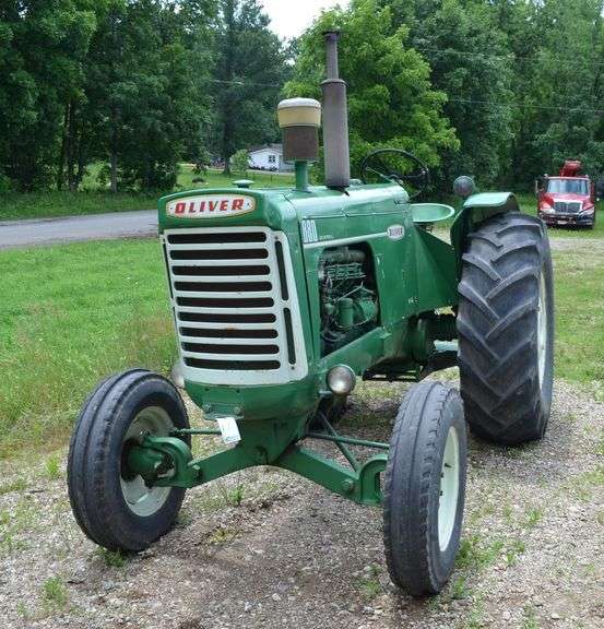 Oliver 880 Diesel Tractor