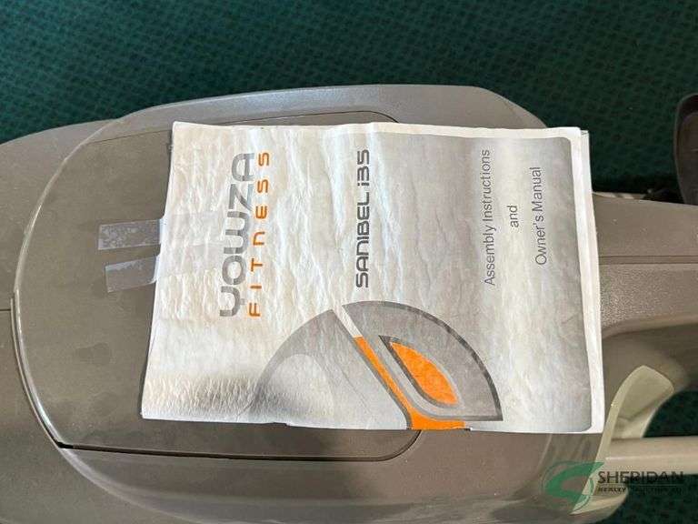 Elliptical exercise machine