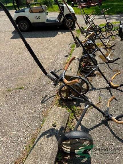 Golf club pull carts