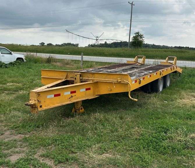 2003 Hurst Trailer , row:2