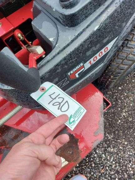 FERRIS 1000Z Zero Turn Mower