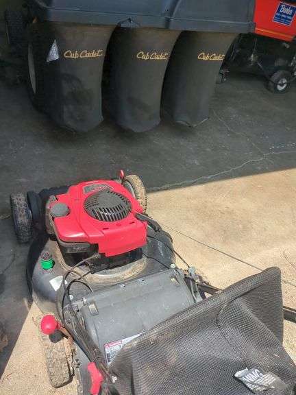Briggs and Stratton troy built push mower