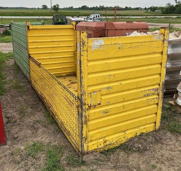 (2) Wire racks 108" L x 44" W x 55.5" H, row:4