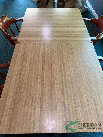 2 tables 4 chairs
