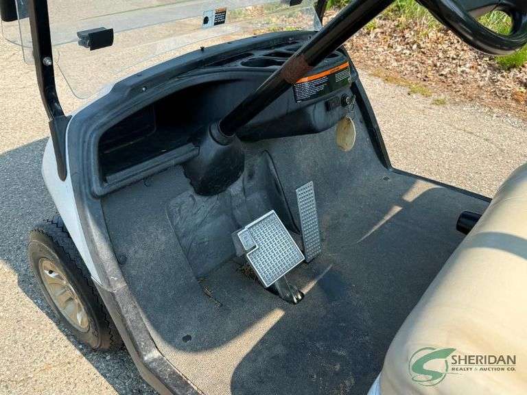 2014 Yamaha gas golf cart Model YDRAX4