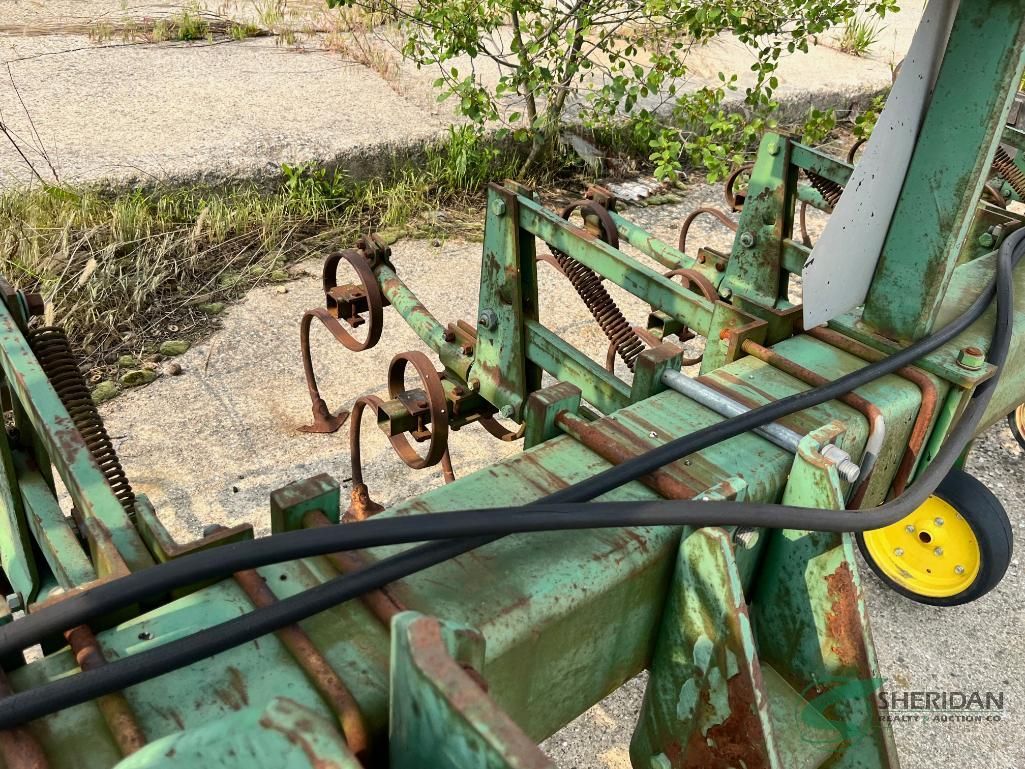 Lot image 8