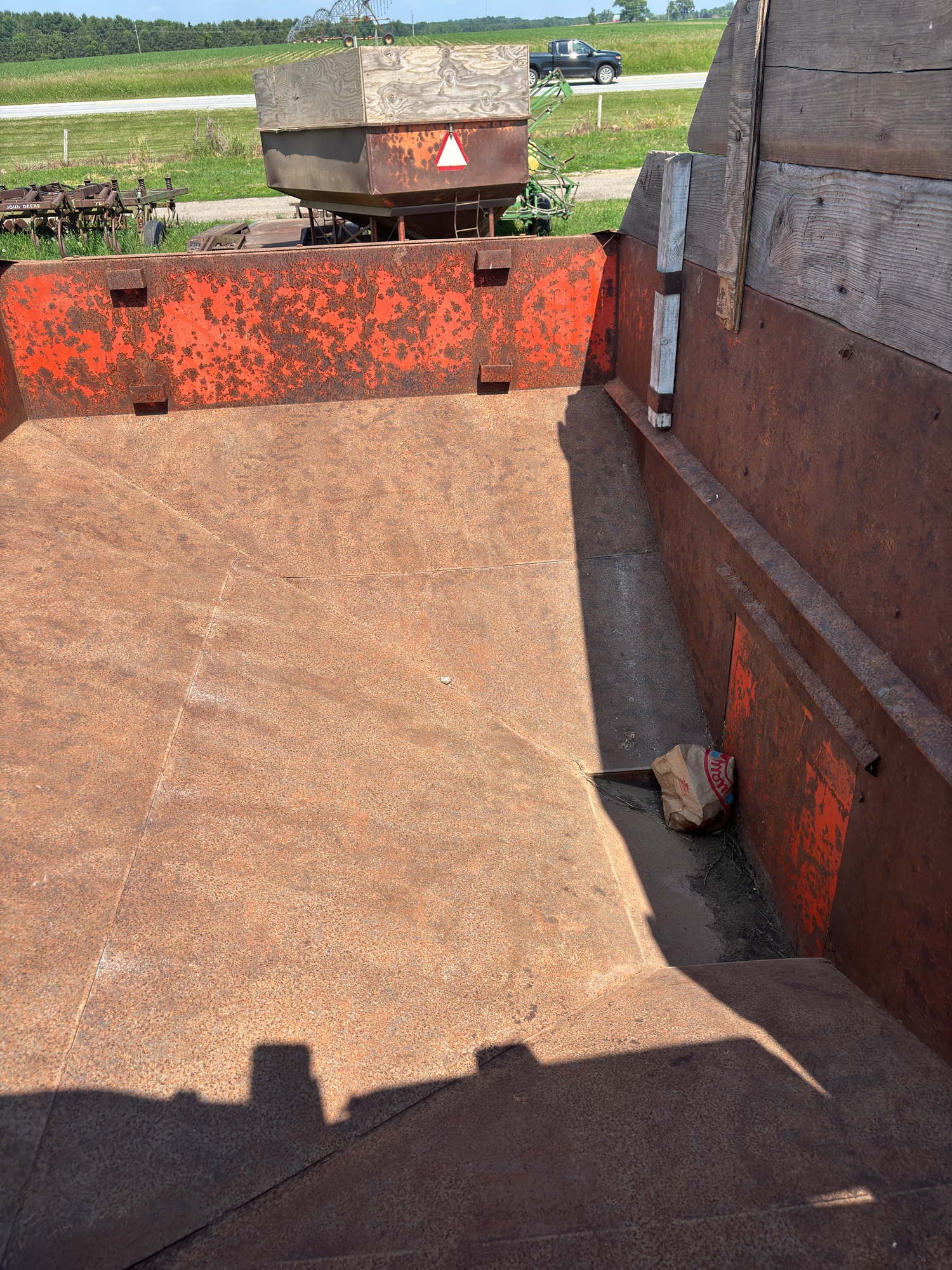 Lot image 10