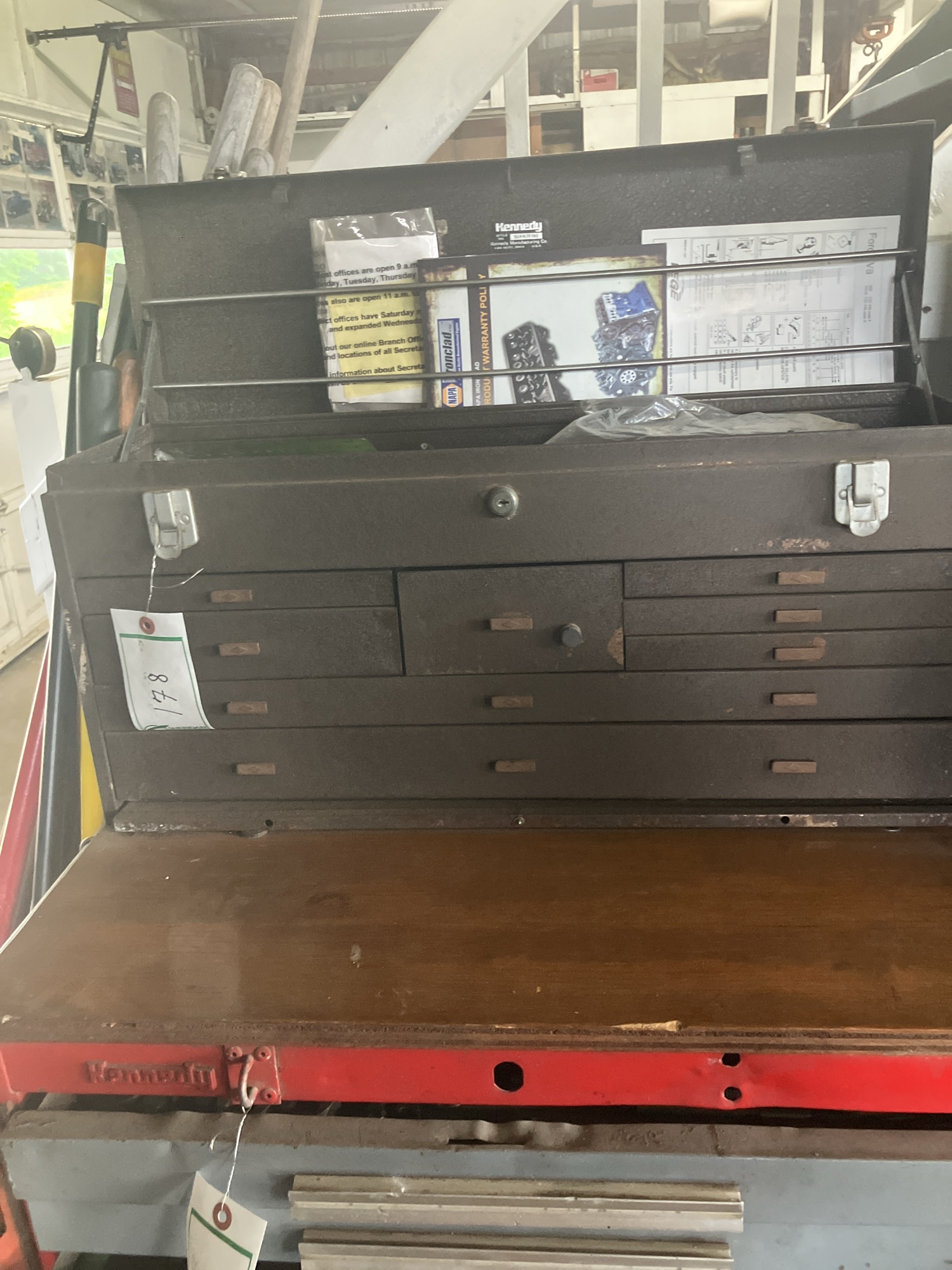 Lot image 2