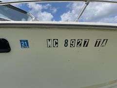 1976 Thunderbird Boat 23', row:2