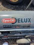 Dyna-Glo Delux 140,000/180,000 BTU Indoor/Outdoor Portable Kerosene Forced Air Heater