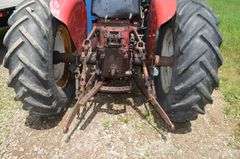 International Tractor w/ Allied Loader