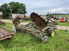 John Deere disc, row:3