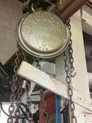 Chain Fall with 1 ton Trolley, Retractable chain on hanging wheel