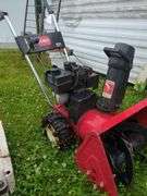 Toro snow blower; running status unknown