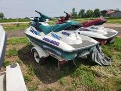 1997 & 1999 Jet Ski's with trailer, row:2