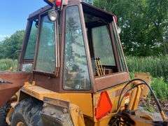 Case 480F Backhoe