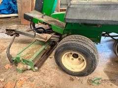 John Deere 2243 Mower gas showing 1561 hours