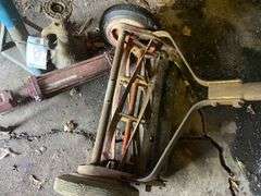 Reel mower, hydraulic cylinder, and more