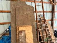 2 wooden ladders and assorted wood