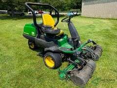 John Deere 2500 Greens Mower gas